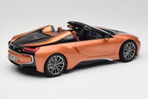 BMW i8 Roadster E-Měděný Minichamps 1:18 80432454784 Kov – obrázek 2 z 6