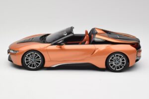 BMW i8 Roadster E-Měděný Minichamps 1:18 80432454784 Kov – obrázek 3 z 6
