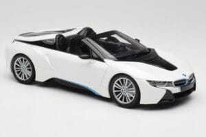 BMW i8 Roadster I15 Bílý Metalíza Minichamps 1:18 155027031 Kov – obrázek 4 z 6