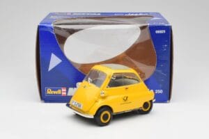 BMW Isetta 250 Deutsche Bundespost Revell 1:18 925 Kov – obrázek 8 z 8
