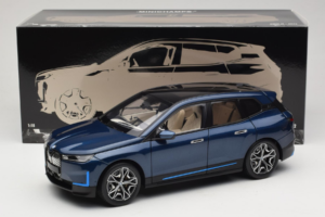 BMW iX Blue Metallic Minichamps 1:18 110023100 Kov – obrázek 8 z 8