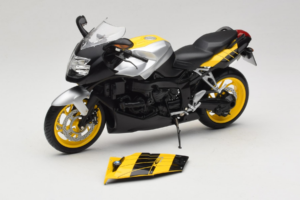 BMW K1200S Žlutý Černý Minichamps 1:10 80430309224 Kov – obrázek 2 z 8