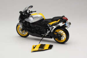 BMW K1200S Žlutý Černý Minichamps 1:10 80430309224 Kov – obrázek 5 z 8
