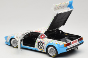 BMW M1 Carte de France #83 D. Pironi / D. Quester 24 Hours of Le Mans 1980 Minichamps 1:18 180802983 Kov – obrázek 5 z 8