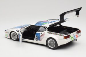 BMW M1 Cassani Racing Team #55 M. Winkelhock Procar Series 1979 Minichamps 1:18 180802955 Kov – obrázek 5 z 8