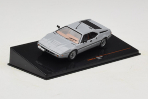 BMW M1 Šedý IXO 1:43 CLC602N Kov – obrázek 2 z 4