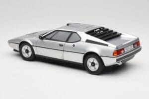 BMW M1 Stříbrná Metalíza Norev 1:18 183226 Kov – obrázek 7 z 8