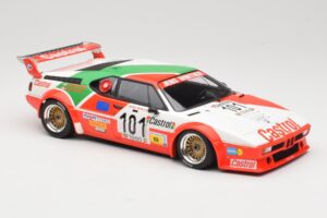 BMW M1 Winther Racing K. Winther / D. Mercer 24 Hours of Le Mans 1984 Minichamps 1:18 155842901 Kov – obrázek 4 z 6