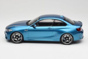 BMW M2 F87 Blue Metallic Minichamps 1:18 155026101 Kov – obrázek 3 z 6