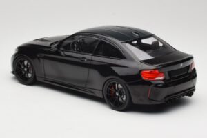 BMW M2 CS F87 Černý Metallic s černými koly Minichamps 1:18 155021026 Kov – obrázek 5 z 6
