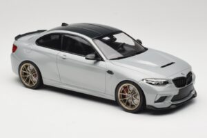 BMW M2 CS F87 Stříbrný se zlatými koly Minichamps 1:18 155021028 Kov – obrázek 4 z 6
