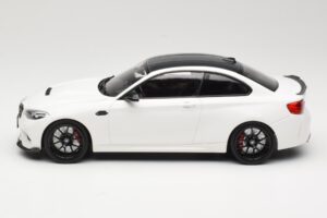 BMW M2 CS F87 Bílý s černými koly Minichamps 1:18 155021025 Kov – obrázek 3 z 6