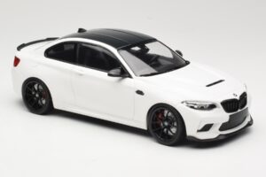 BMW M2 CS F87 Bílý s černými koly Minichamps 1:18 155021025 Kov – obrázek 4 z 6