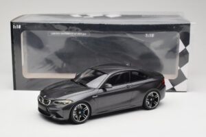 BMW M2 F87 Grey Metallic Minichamps 1:18 155026102 Kov – obrázek 6 z 6