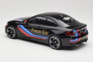 BMW M2 F87 Pace Car Minichamps 1:18 155026106 Kov – obrázek 5 z 6
