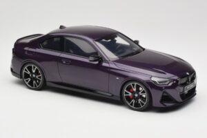 BMW M240i G42 Thundernight Metallic GT Spirit 1:18 GT504 Pryskyřice – obrázek 4 z 6