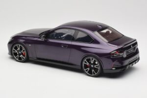 BMW M240i G42 Thundernight Metallic GT Spirit 1:18 GT504 Pryskyřice – obrázek 5 z 6