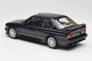 BMW M3 E30 Europameister Macau Blue Otto 1:18 OT1216 Kov – obrázek 5 z 6