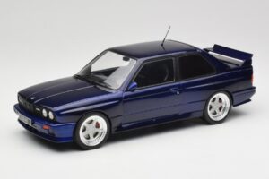 BMW M3 E30 Macau Blue IXO 1:18 18CMC122 Kov