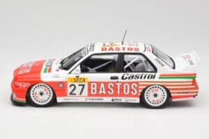 BMW M3 E30 #27 Bigazzi Team S. Soper / A. Hahne 4th Place 24 Hours of Spa 1990 Minichamps 1:18 155902027 Kov – obrázek 3 z 6