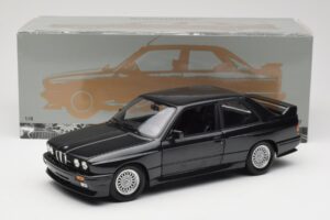 BMW M3 E30 Black Metallic Minichamps 1:18 180020306 Kov – obrázek 8 z 8