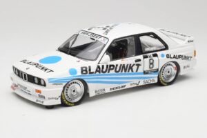 BMW M3 E30 Team Schnitzer #8 O. Manthey DTM 1988 Minichamps 1:18 155882008 Kov