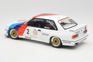 BMW M3 E30 Warsteiner #2 E. van de Poele DTM Champion 1987 Minichamps 1:18 80430396026-O1 Kov – obrázek 7 z 9