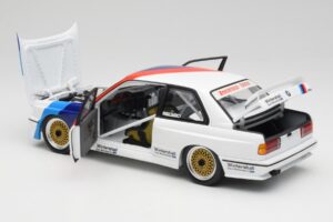 BMW M3 E30 #2 Warsteiner E. van de Poele DTM Champion 1987 Minichamps 1:18 80430396026-O Kov – obrázek 5 z 8