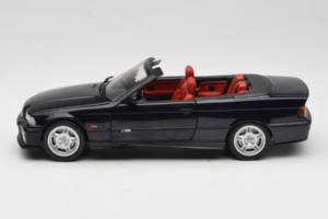 BMW M3 E36 Kabriolet Techno Violet UT Models 1:18 180022330 Kov – obrázek 4 z 8