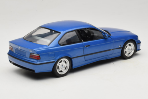BMW M3 E36 Blue Metallic UT Models 1:18 20467 Kov – obrázek 3 z 8