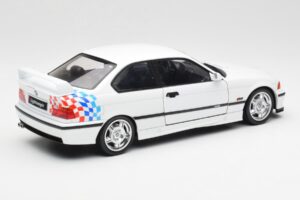 BMW M3 E36 Lightweight Bílý Solido 1:18 S1803903 Kov – obrázek 3 z 8