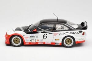 BMW M3 E36 GTR #0 B. Auberlen / M. Simo / P. Cunningham Daytona 24 Hours 1998 UT Models 1:18 39816 Kov – obrázek 4 z 8