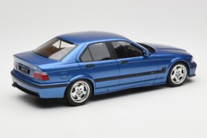 BMW M3 E36 Sedan Modrý Otto 1:18 OT1082 Pryskyřice – obrázek 2 z 6