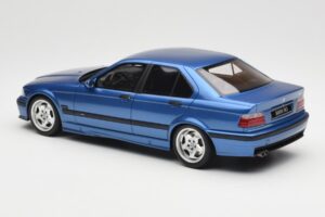 BMW M3 E36 Sedan Modrý Otto 1:18 OT1082 Pryskyřice – obrázek 5 z 6