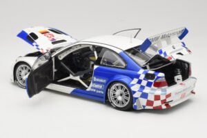 BMW M3 E46 GTR #24 D. Muller / J. Muller / H.-J. Stuck ALMS 2001 Minichamps 1:18 80430139184 Kov – obrázek 5 z 8