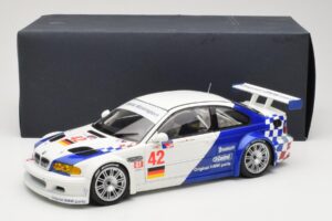 BMW M3 E46 GTR #42 J. Muller / J.J. Lehto ALMS 2001 Minichamps 1:18 80430139183 Kov – obrázek 8 z 8