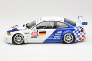 BMW M3 E46 GTR #42 J. Lehto / J. Muller ELMS 2001 Minichamps 1:18 100012192 Kov – obrázek 4 z 8