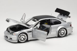 BMW M3 E46 GTR Street Stříbrný With Carbon Roof Minichamps 1:18 100012102 Kov – obrázek 2 z 8