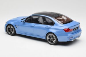 BMW M3 F80 Yas Marina Modrý GT Spirit 1:18 GT055 Pryskyřice – obrázek 5 z 6