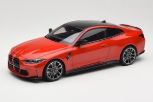 BMW M4 F82 Imola Red Metallic Minichamps 1:18 155020121 Kov
