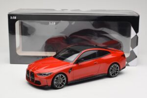 BMW M4 F82 Imola Red Metallic Minichamps 1:18 155020121 Kov – obrázek 6 z 6