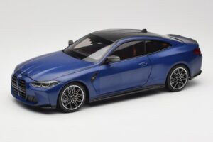 BMW M4 G82 Modrý Metallic Minichamps 1:18 113020123 Kov