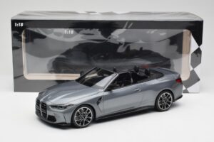 BMW M4 G82 Kabriolet Grey Metallic Minichamps 1:18 155021034 Kov – obrázek 6 z 6