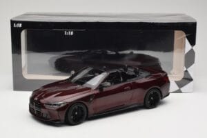 BMW M4 G83 Kabriolet Červený Metalíza Minichamps 1:18 155021032 Kov – obrázek 6 z 6