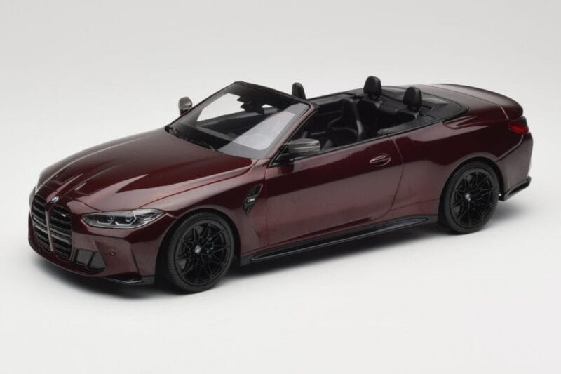 BMW M4 G83 Kabriolet Červený Metalíza Minichamps 1:18 155021032 Kov