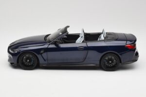 BMW M4 G82 Kabriolet Modrý Metallic Minichamps 1:18 110021031 Kov – obrázek 4 z 8
