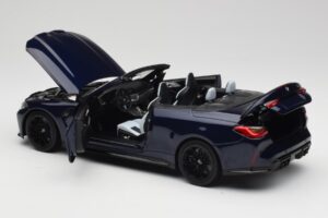 BMW M4 G82 Kabriolet Modrý Metallic Minichamps 1:18 110021031 Kov – obrázek 5 z 8