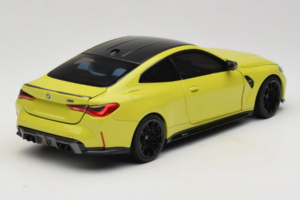 BMW M4 G82 Žlutý Dealerská Edice Minichamps 1:18 80435A51949-R1 Kov – obrázek 5 z 10