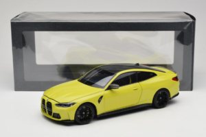 BMW M4 G82 Žlutý Dealerská Edice Minichamps 1:18 80435A51949-R1 Kov – obrázek 10 z 10