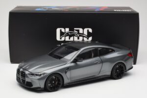 BMW M4 G82 Šedý Metallic Minichamps 1:18 113020124 Kov – obrázek 8 z 8